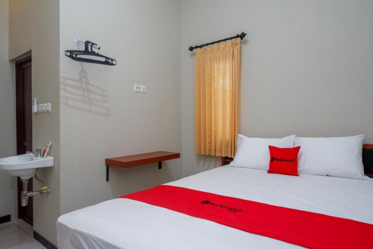 Reddoorz Near Kampus Ump Purwokerto 2 Hotel Sumbang Bagian luar foto