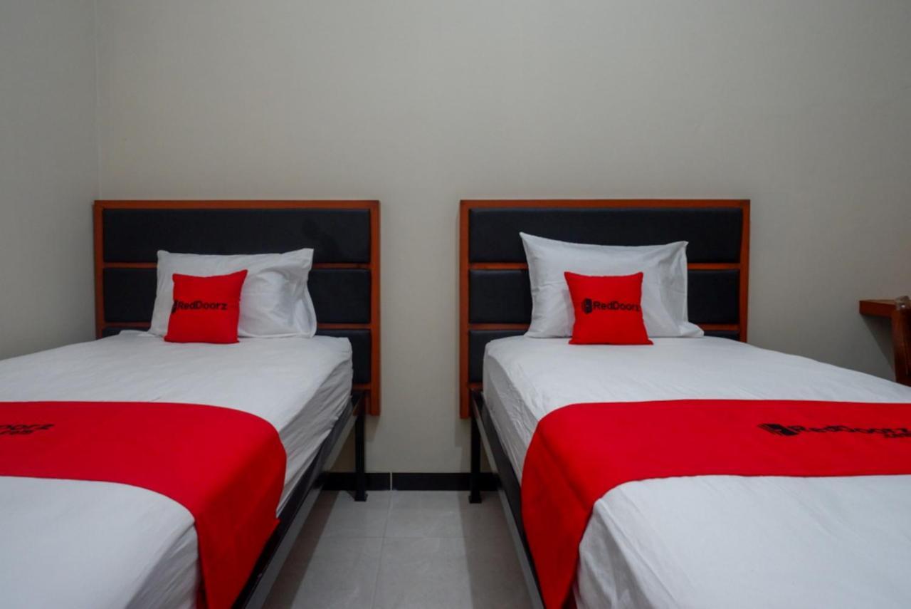 Reddoorz Near Kampus Ump Purwokerto 2 Hotel Sumbang Bagian luar foto